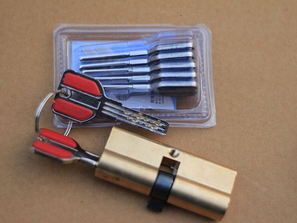 定结24小时上门开锁公司